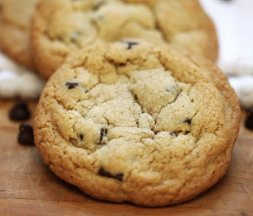 Signature Chocolate Chip Cookies (Half Dozen – 6)